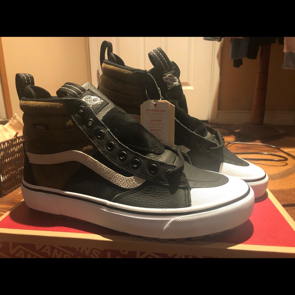Vans SK8-HI MTE 2.0 DX - sz9.5 - Dirt/True White